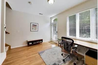 320 E 17th Street, Chicago, IL 60616 - Photo 5
