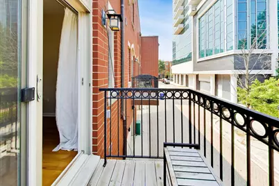 320 E 17th Street, Chicago, IL 60616 - Photo 17