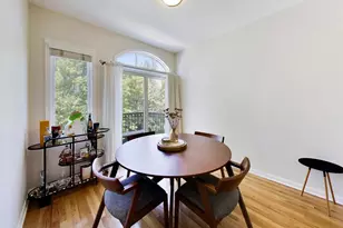 320 E 17th St, Chicago, IL 60616 - Photo 13