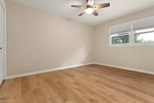 2003 E Lillian Ln, Arlington Heights, IL 60004 - Photo 17
