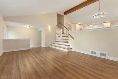 2003 E Lillian Lane, Arlington Heights, IL 60004 - Photo 5