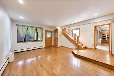 4049 Grandview Avenue, Gurnee, IL 60031 - Photo 11