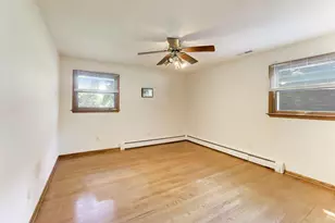4049 Grandview Ave, Gurnee, IL 60031 - Photo 13