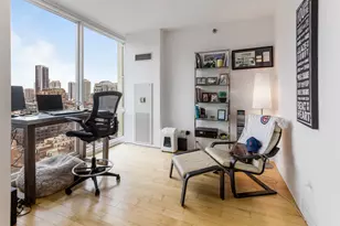 757 N Orleans St, Chicago, IL 60654 - Photo 15