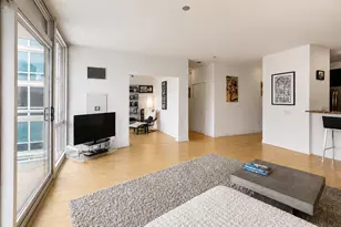 757 N Orleans St, Chicago, IL 60654 - Photo 5