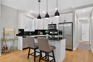 1022 N Wood St, Chicago, IL 60622 - Photo 9
