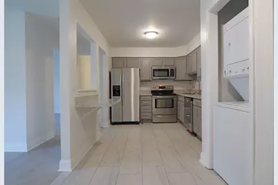 143 W Elk Trail #141, Carol Stream, IL 60188 - Photo 7