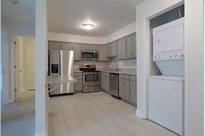 143 W Elk Trail #141, Carol Stream, IL 60188 - Photo 3