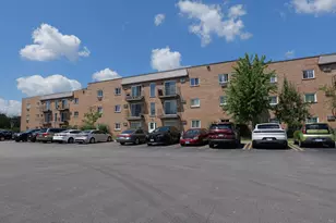 143 W Elk Trail, Carol Stream, IL 60188 - Photo 1