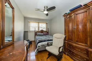 10120 S Torrence Ave, Chicago, IL 60617 - Photo 9
