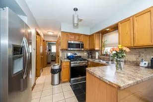 10120 S Torrence Ave, Chicago, IL 60617 - Photo 7