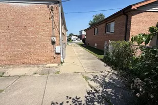 15126 Irving Ave, Dolton, IL 60419 - Photo 31