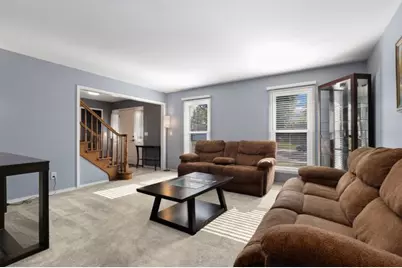 2686 Le Baron Court, Geneva, IL 60134 - Photo 3