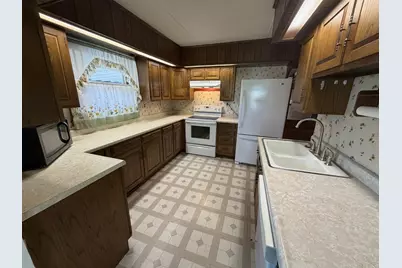 536 Dwight Street, Kewanee, IL 61443 - Photo 7