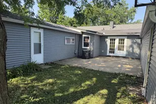 536 Dwight St, Kewanee, IL 61443 - Photo 27