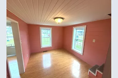 260 N Madison Avenue N, Bradley, IL 60915 - Photo 5