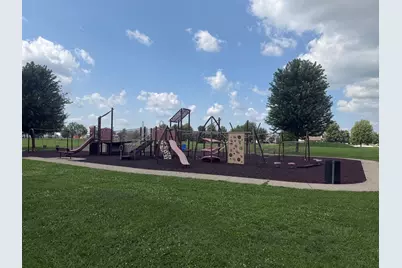 260 N Madison Avenue N, Bradley, IL 60915 - Photo 27