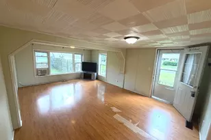 260 N Madison Ave N, Bradley, IL 60915 - Photo 3
