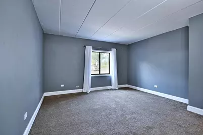 41 E Janata Boulevard #1B, Lombard, IL 60148 - Photo 9