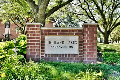 41 E Janata Boulevard #1B, Lombard, IL 60148 - Photo 1