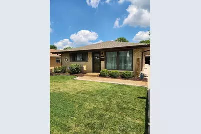 1910 Oakland Avenue, Crest Hill, IL 60403 - Photo 1