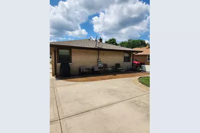 1910 Oakland Avenue, Crest Hill, IL 60403 - Photo 15