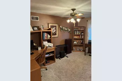 1910 Oakland Avenue, Crest Hill, IL 60403 - Photo 7