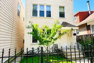2426 N Lotus Ave, Chicago, IL 60639 - Photo 1