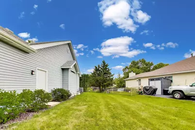 1020 Winslow Avenue, Woodstock, IL 60098 - Photo 5