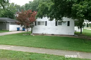 118 N Indiana St, Milford, IL 60953 - Photo 5