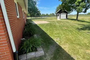 136 N St Louis St, Elwood, IL 60421 - Photo 13