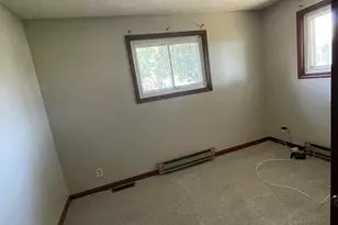 136 N St Louis St, Elwood, IL 60421 - Photo 5