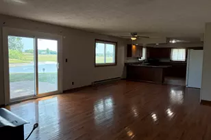 136 N St Louis St, Elwood, IL 60421 - Photo 17