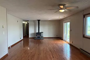 136 N St Louis St, Elwood, IL 60421 - Photo 15