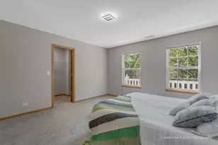 2028 Grayhawk Dr, Aurora, IL 60503 - Photo 17