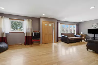 4850 Michigan Avenue, Schiller Park, IL 60176 - Photo 5
