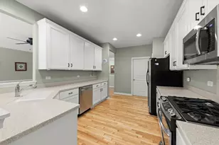 105 National Ct, Shorewood, IL 60404 - Photo 9