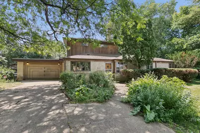 103 South Parkway, Prospect Heights, IL 60070 - Photo 1