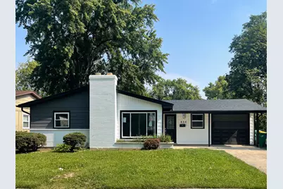 934 Beverly Drive, Wheeling, IL 60090 - Photo 1