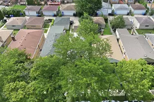 2935 W Howard St, Chicago, IL 60645 - Photo 19