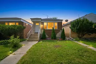 2935 W Howard St, Chicago, IL 60645 - Photo 1