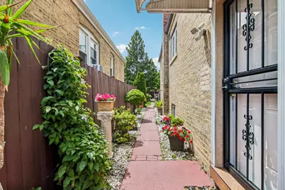 2842 N Mont Clare Avenue, Chicago, IL 60634 - Photo 31