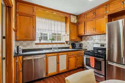 2842 N Mont Clare Avenue, Chicago, IL 60634 - Photo 9
