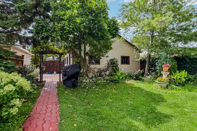 2842 N Mont Clare Avenue, Chicago, IL 60634 - Photo 33