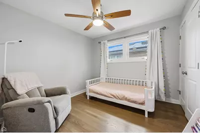 8601 Saint Louis Avenue, Skokie, IL 60076 - Photo 17