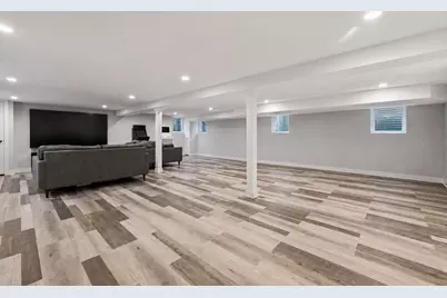 8601 Saint Louis Avenue, Skokie, IL 60076 - Photo 21