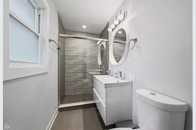 8601 Saint Louis Avenue, Skokie, IL 60076 - Photo 13
