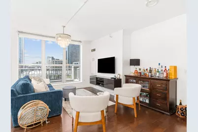 600 N Dearborn Street #602, Chicago, IL 60654 - Photo 3