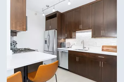 600 N Dearborn Street #602, Chicago, IL 60654 - Photo 9