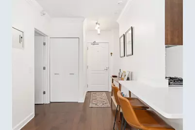 600 N Dearborn Street #602, Chicago, IL 60654 - Photo 7